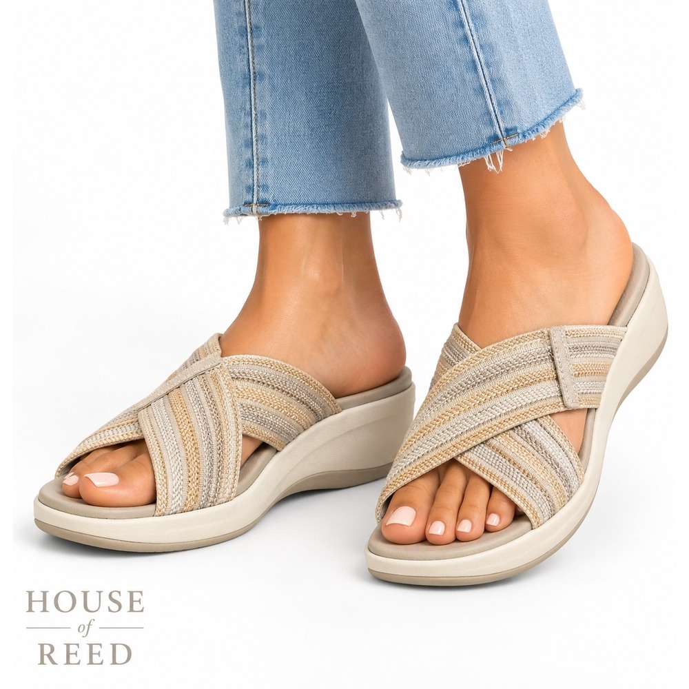 Clarks Cloudsteppers Arla Wave Beige Combi Stripe Wedge Slide Sandals 7M